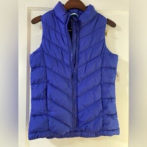 New with tags frost free puffer vest
